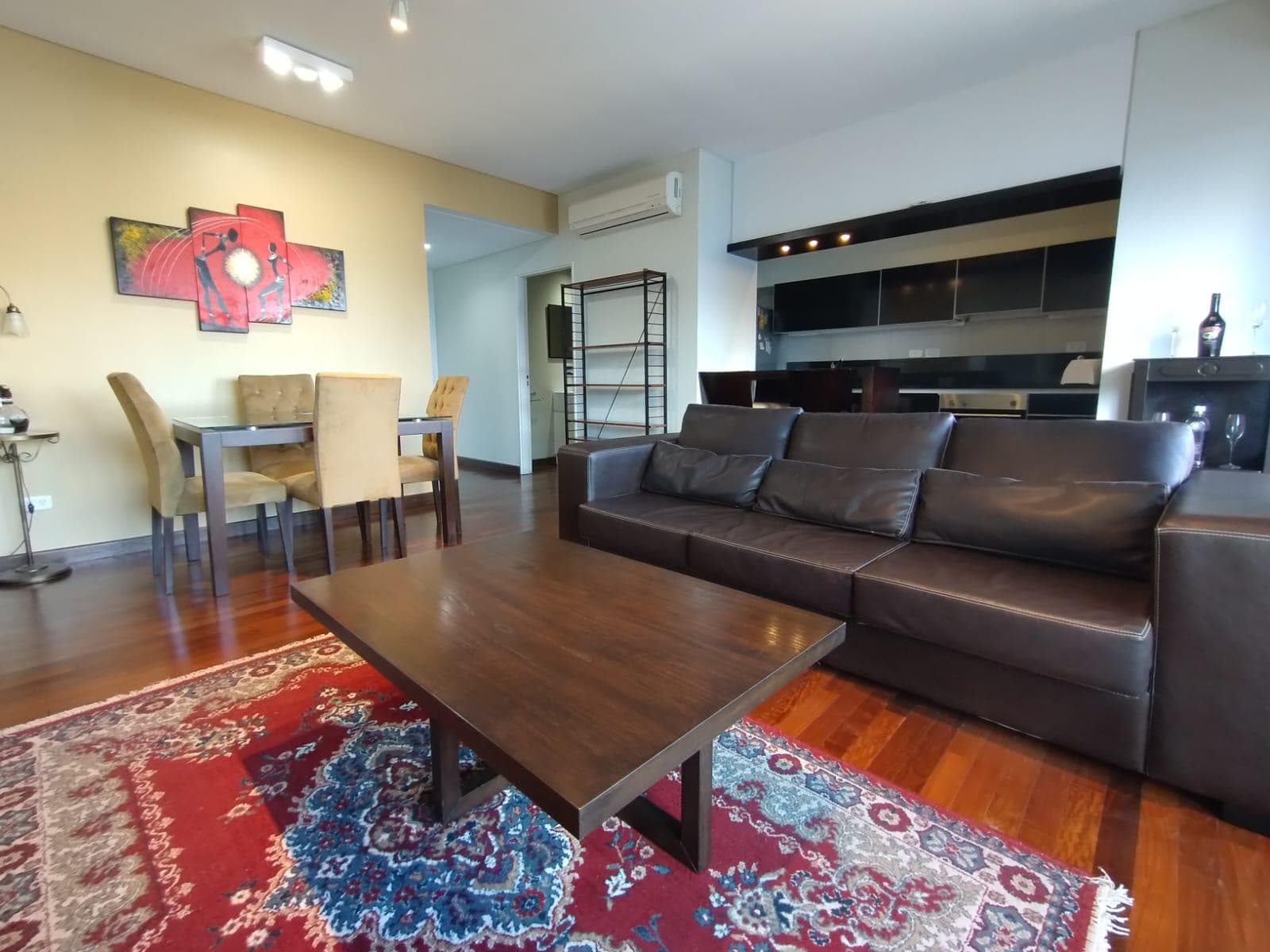 Departamento en venta 2 ambientes con cochera en Puerto Madero !!