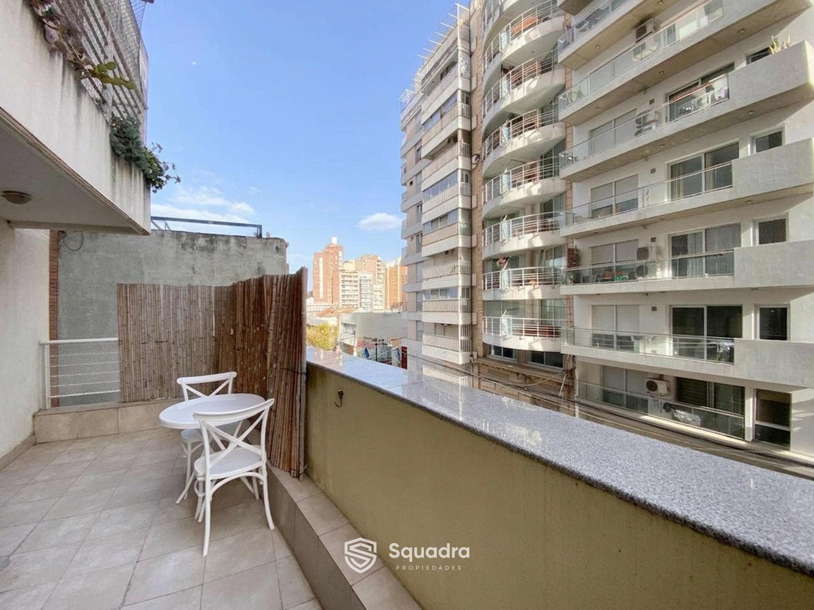 FOR SALE - 2-bedroom apartment with balcony, terrace, and parking space - Parque España, Rosario. QUALIFIES FOR A LOAN