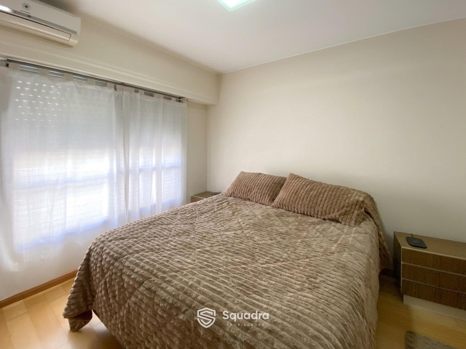 FOR SALE - 2-bedroom apartment with balcony, terrace, and parking space - Parque España, Rosario. QUALIFIES FOR A LOAN