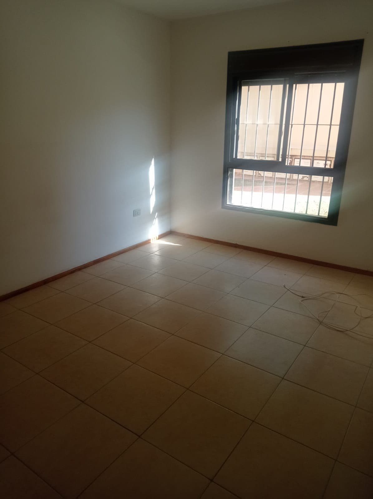 1-BEDROOM APARTMENT FOR RENT IN THE LOMAS DE SAN MARTIN NEIGHBORHOOD WITH A GROUND-FLOOR PATIO
