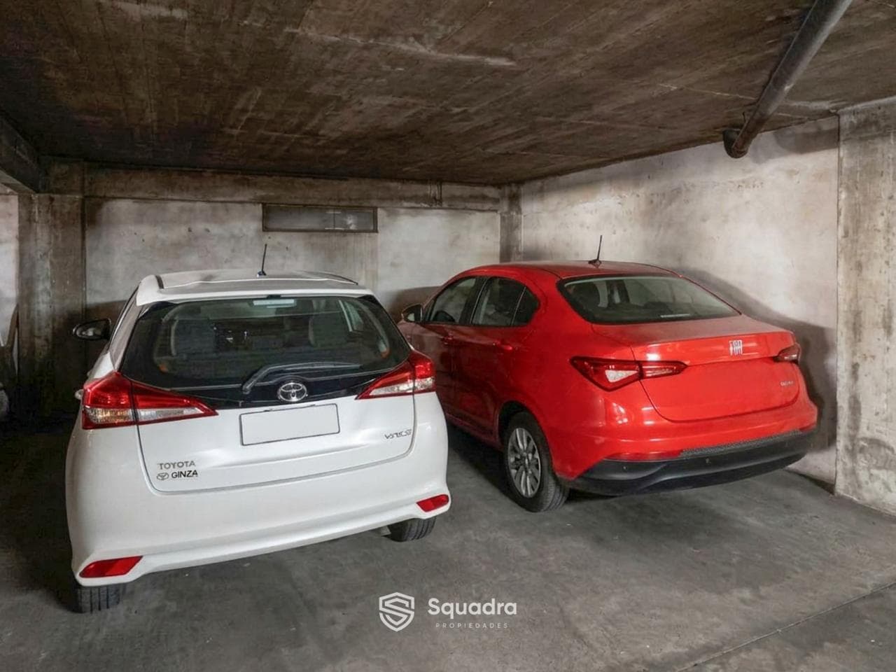 FOR SALE - First-floor garage with concrete ramp - Downtown, Rosario.