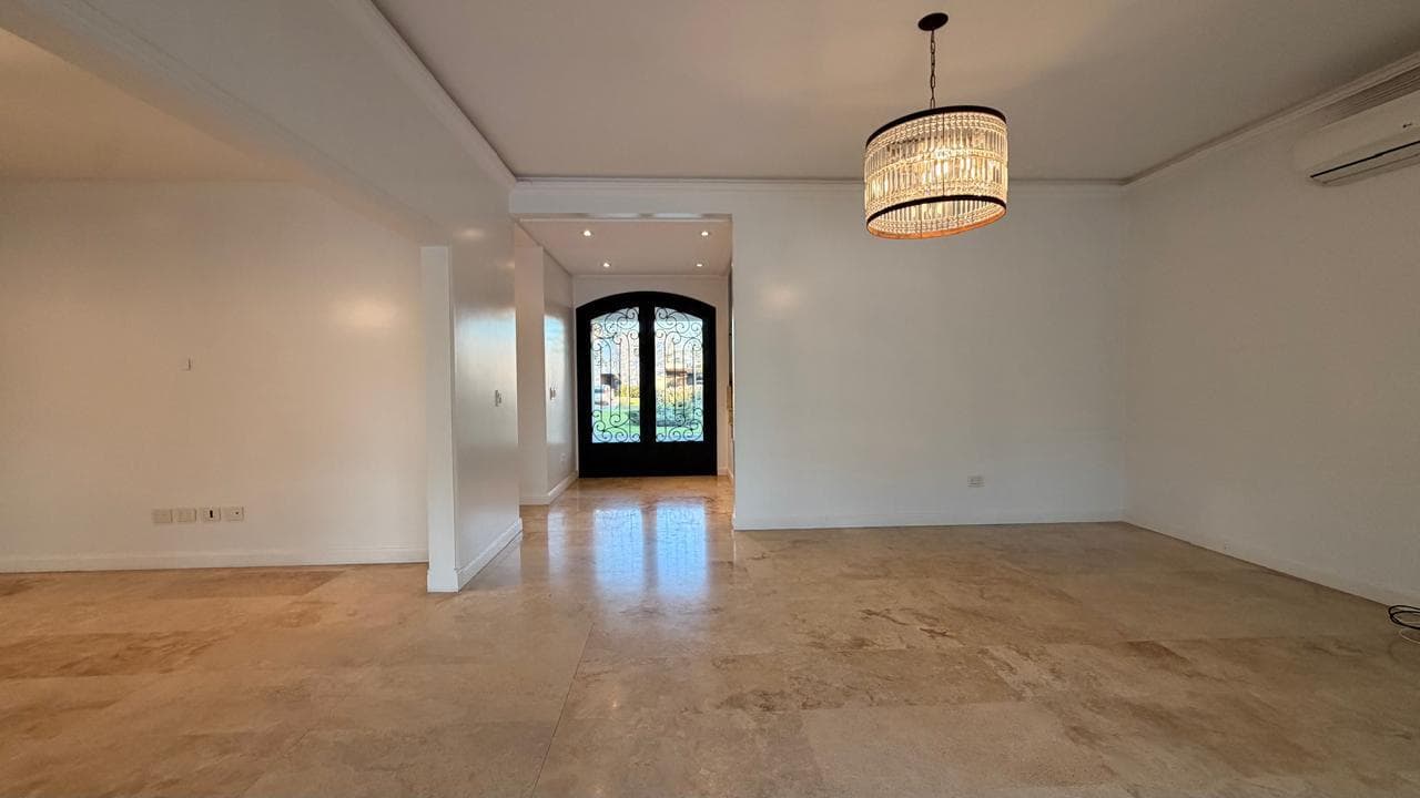 House for YEARLY RENTAL in Ayres Plaza—Three stories