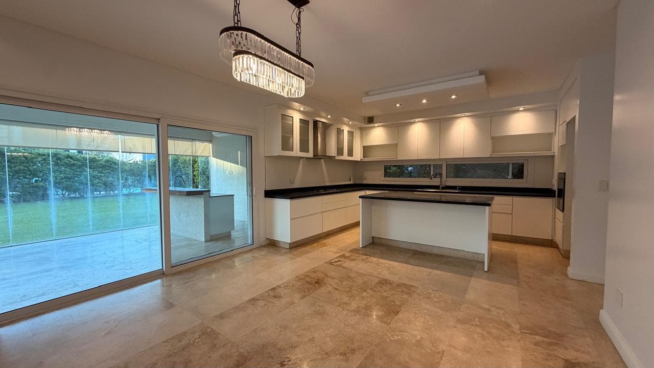 House for YEARLY RENTAL in Ayres Plaza—Three stories