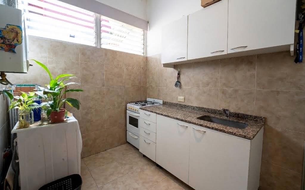 For sale: 2-room apartment in Villa Urquiza on the ground floor, with no maintenance fees