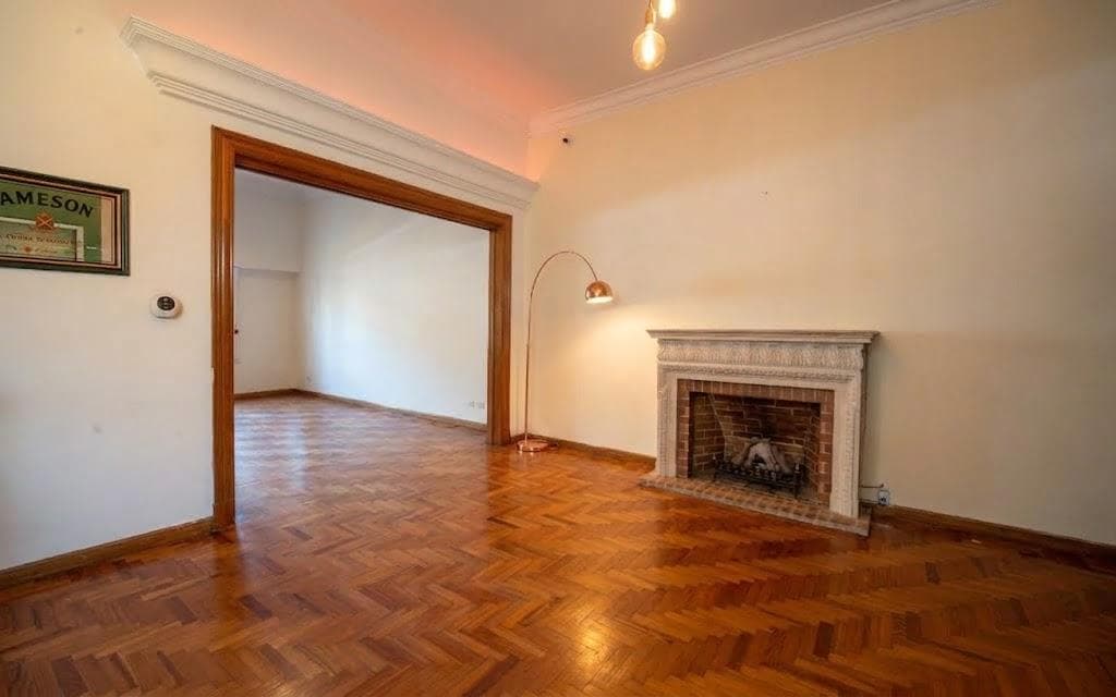 For sale: 2-room apartment in Villa Urquiza on the ground floor, with no maintenance fees