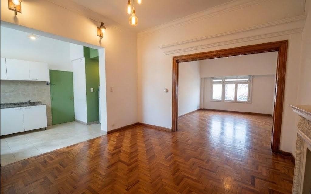 For sale: 2-room apartment in Villa Urquiza on the ground floor, with no maintenance fees