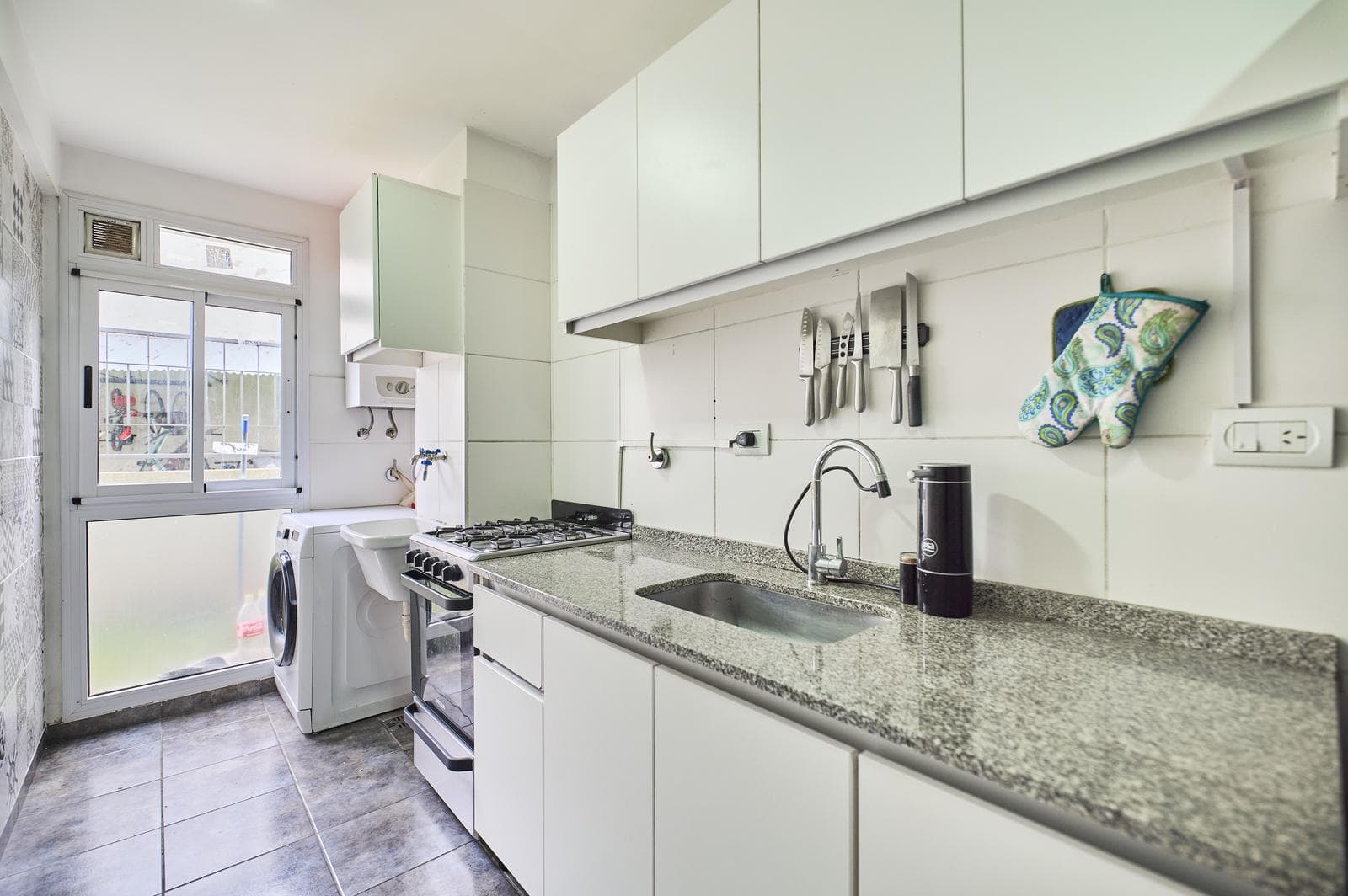 Bright 4-Bedroom Apartment for Sale in Parque Patricios