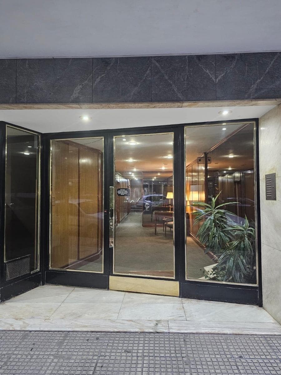 Very nice 4-room apartment - Very bright - On the front side