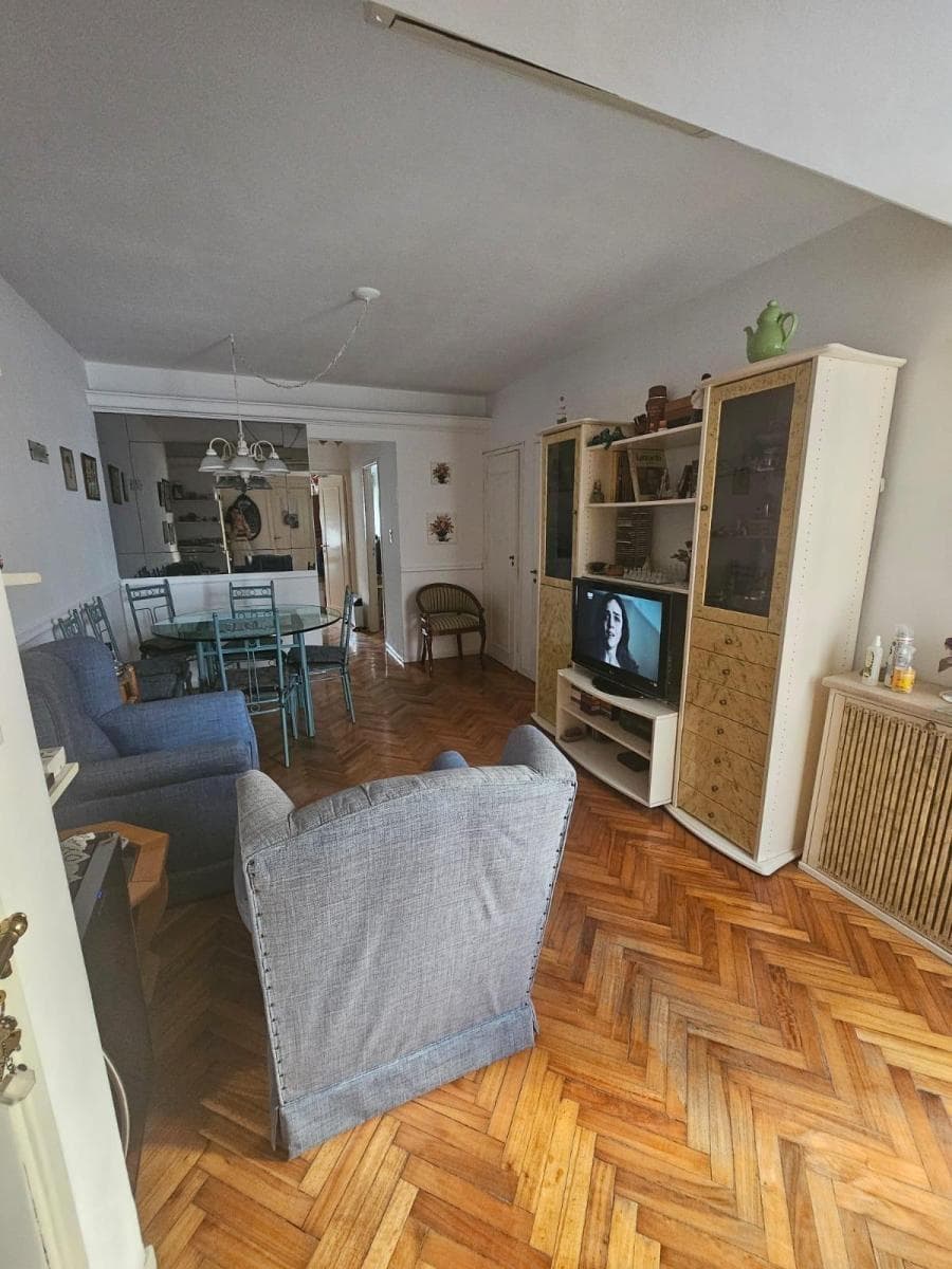Very nice 4-room apartment - Very bright - On the front side