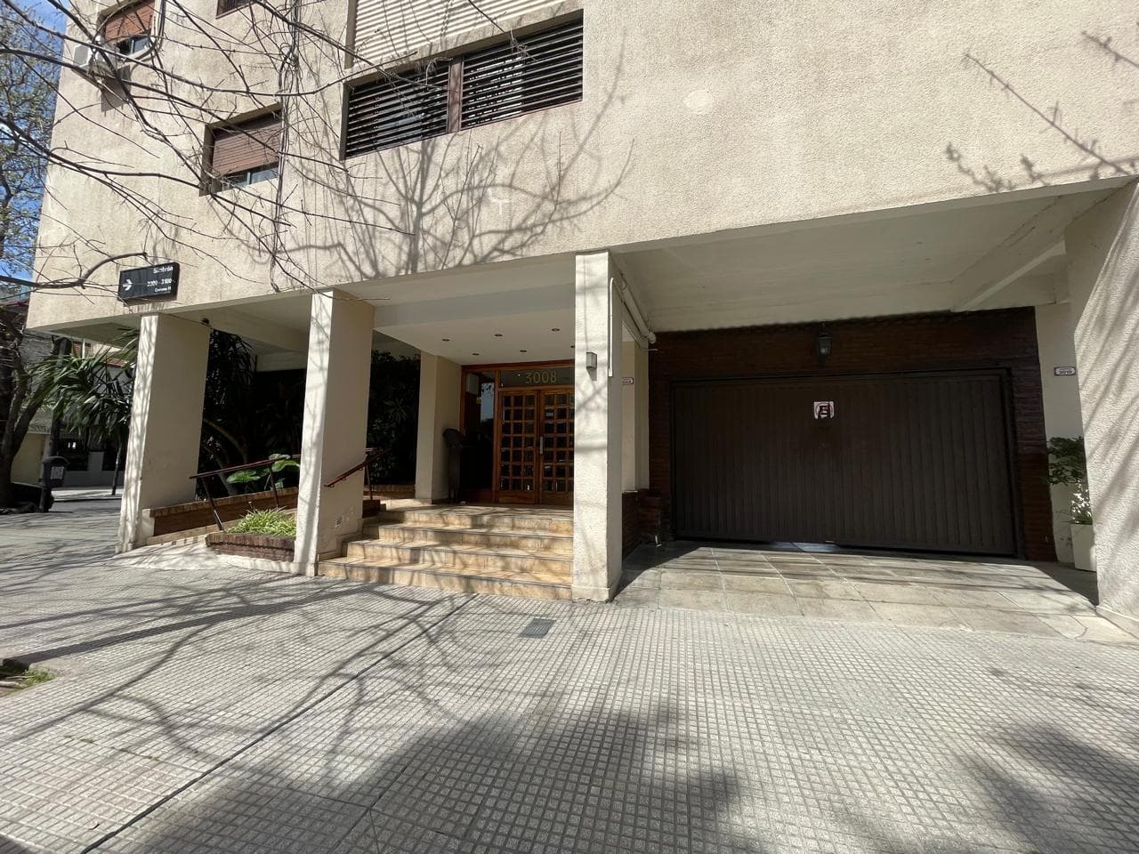3-Room Apartment for Sale in Villa del Parque