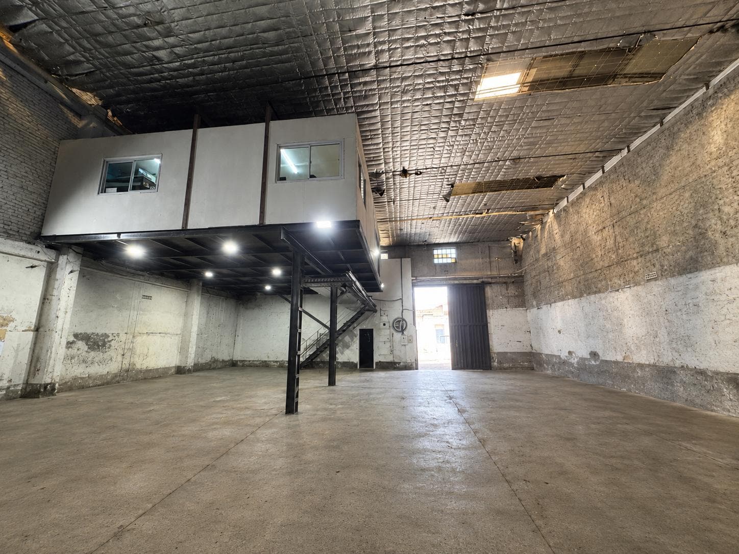 INDUSTRIAL WAREHOUSE FOR RENT | AVELLANEDA