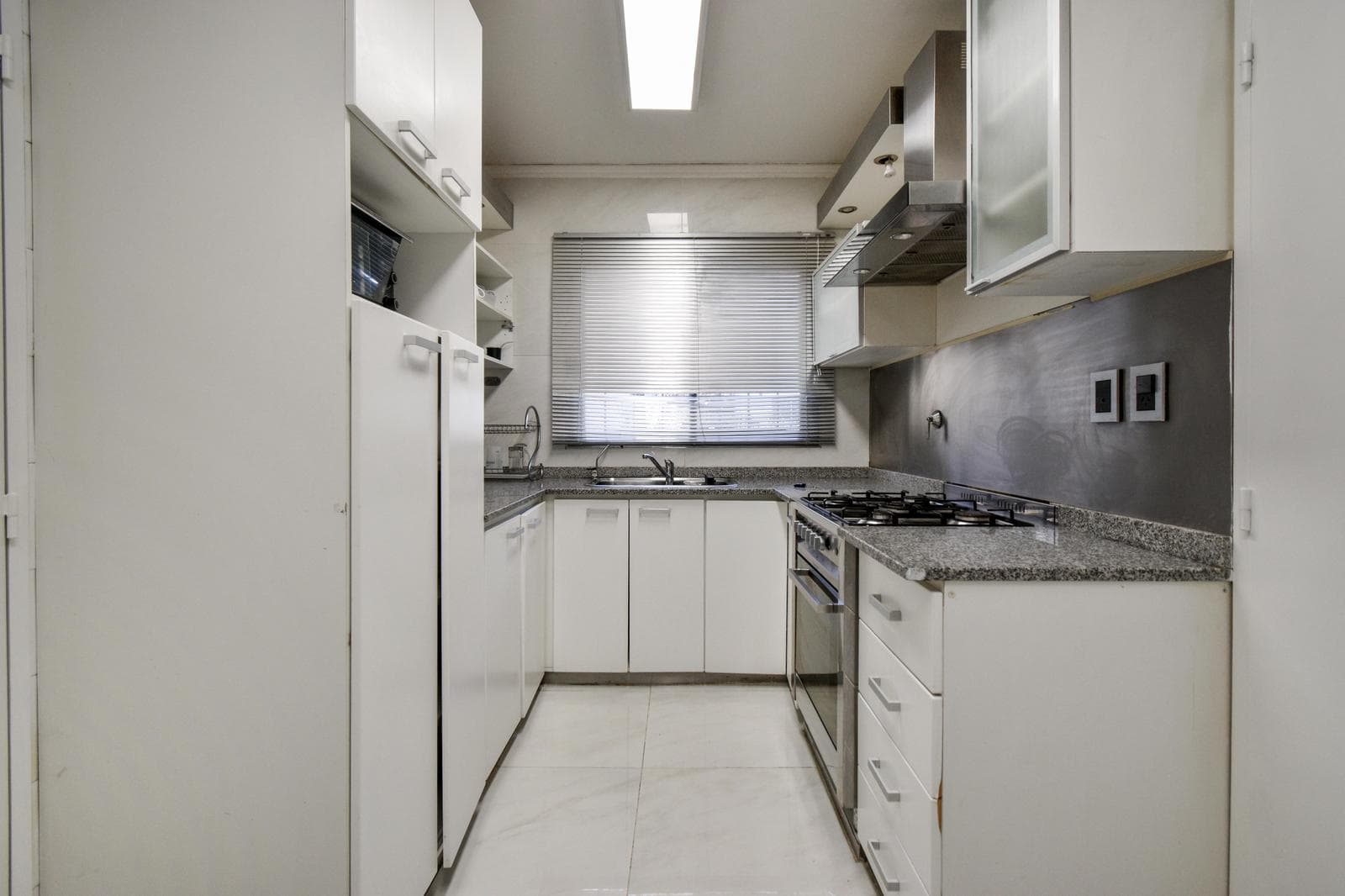 4-Room Chalet for Sale in Nuñez. Renovated.