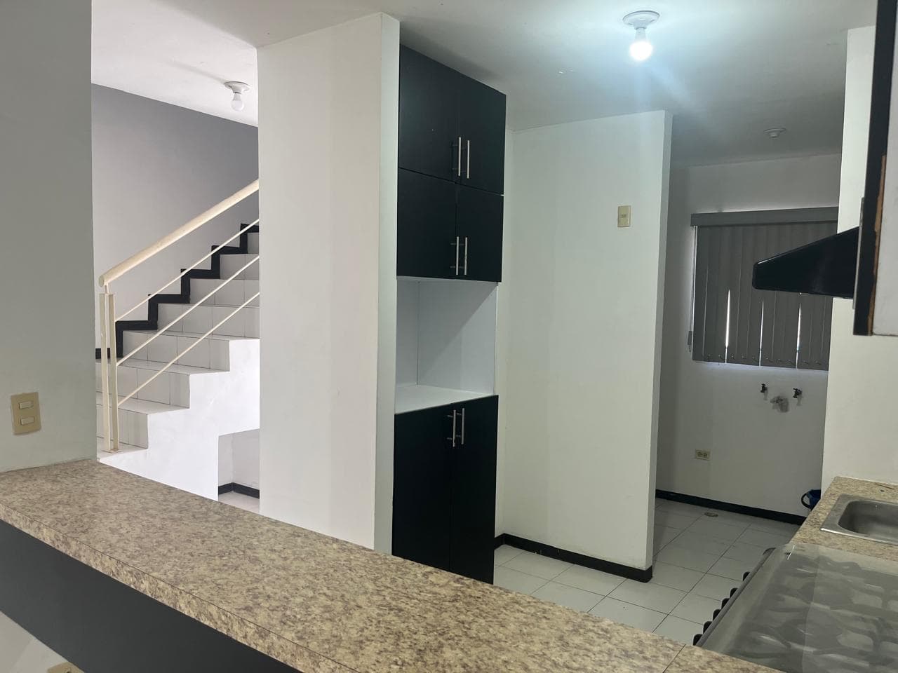 HOUSE FOR RENT IN THE LAS ESTANCIAS RESIDENTIAL COMPLEX