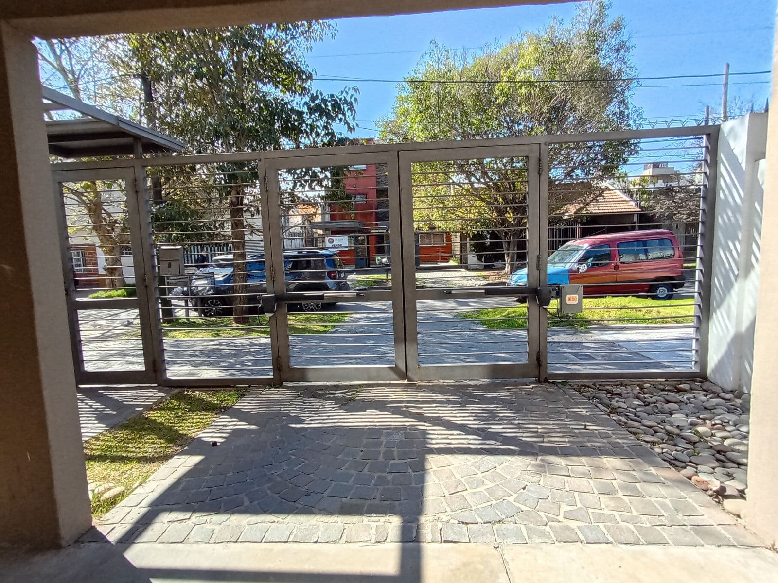 Departamento monoambiente con cochera, en venta - Banfield