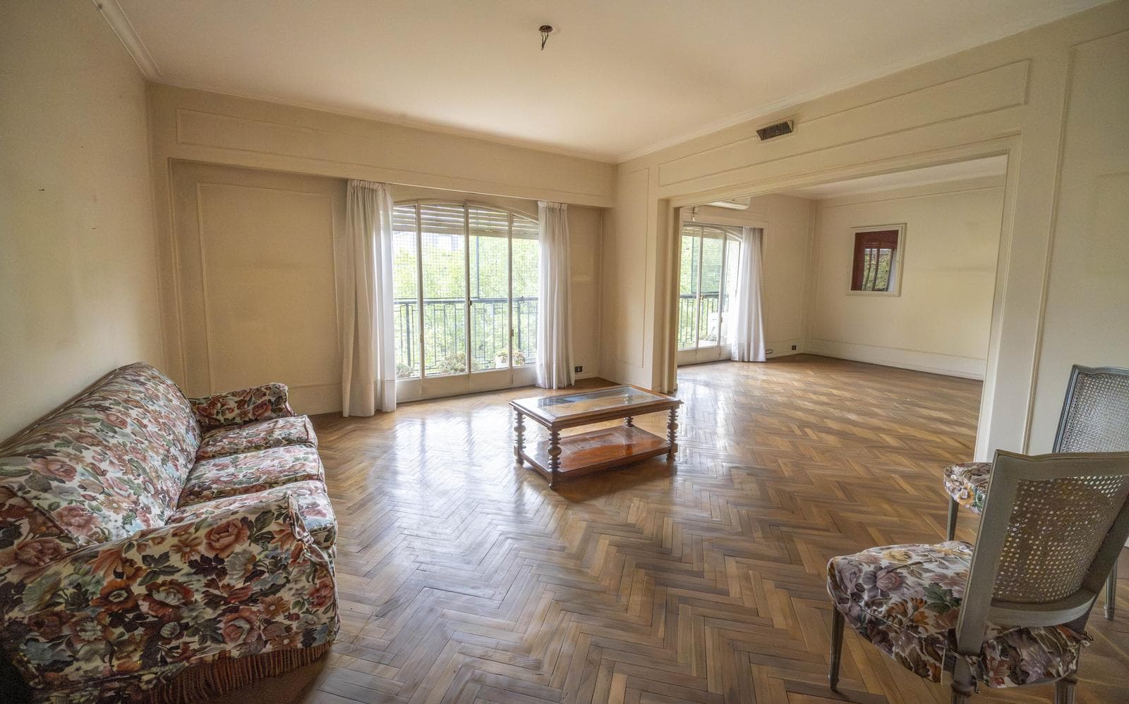EXCLUSIVO PISO DE CATEGORÍA DE 188 M² EN LO MEJOR DE RECOLETA