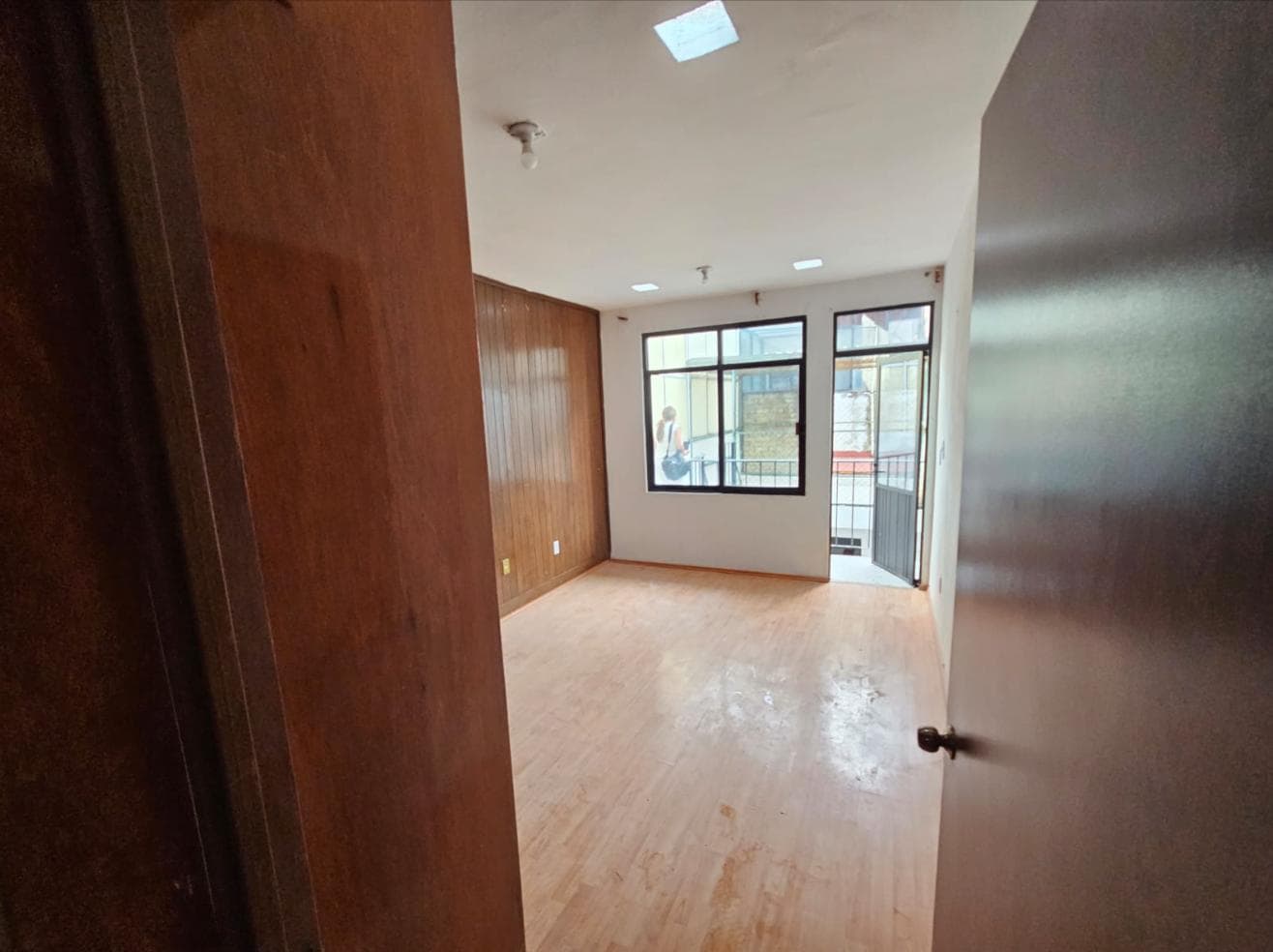 House for sale in Bosques de Aragón.