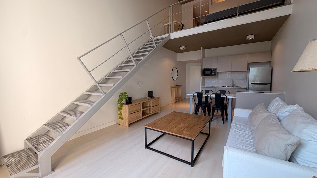 Excellent FURNISHED apartment with a garden at Ayres Loft
