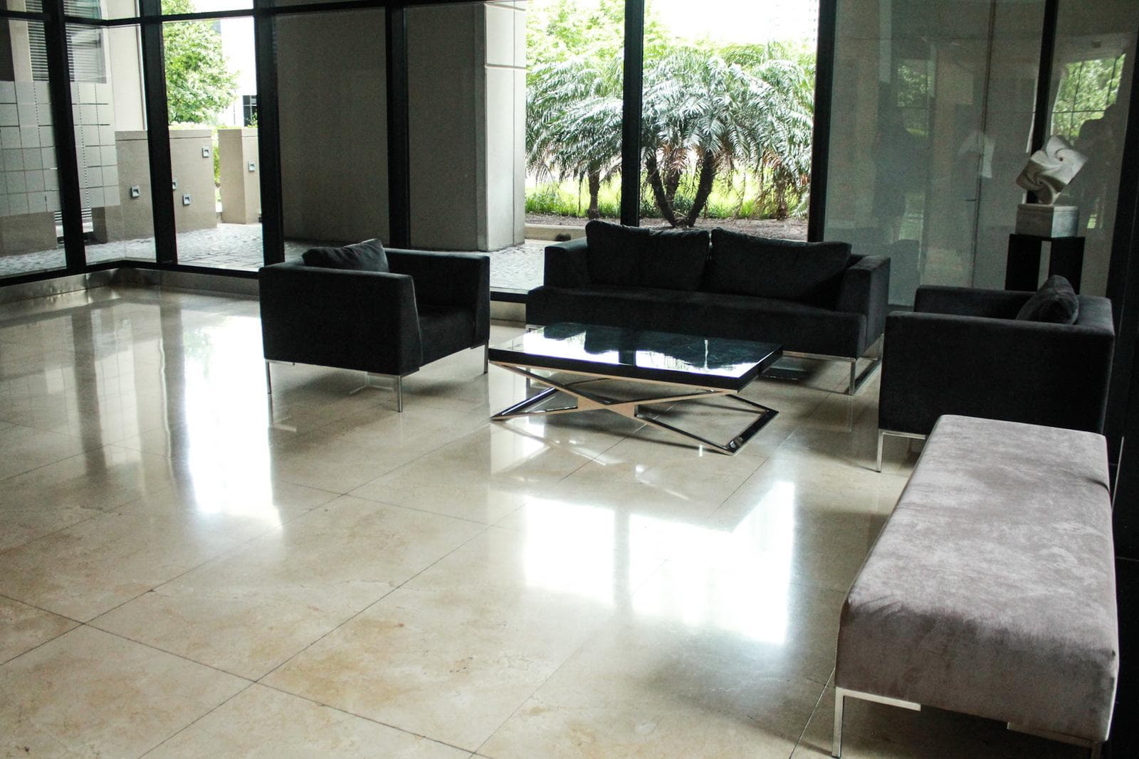 Departamento en Alquiler de 4 ambientes amoblado con cochera en Puerto Madero !!!Impecable estado