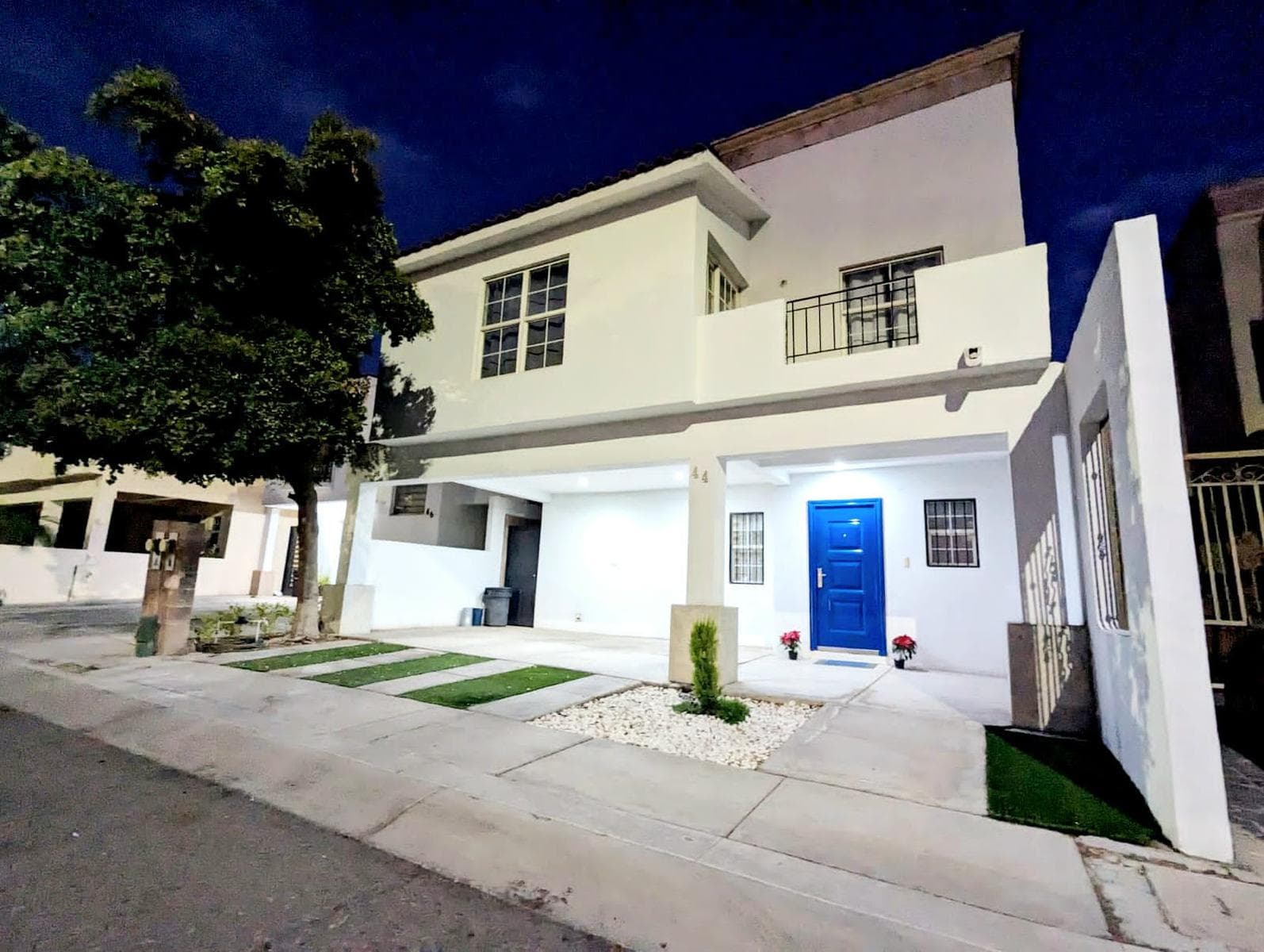 House for Sale on Paseo de las Misiones