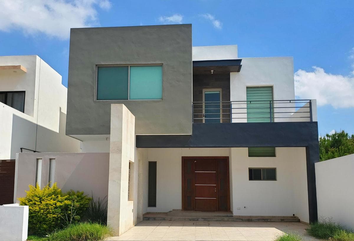 House for Rent—Tierra Santa—La Hibernia