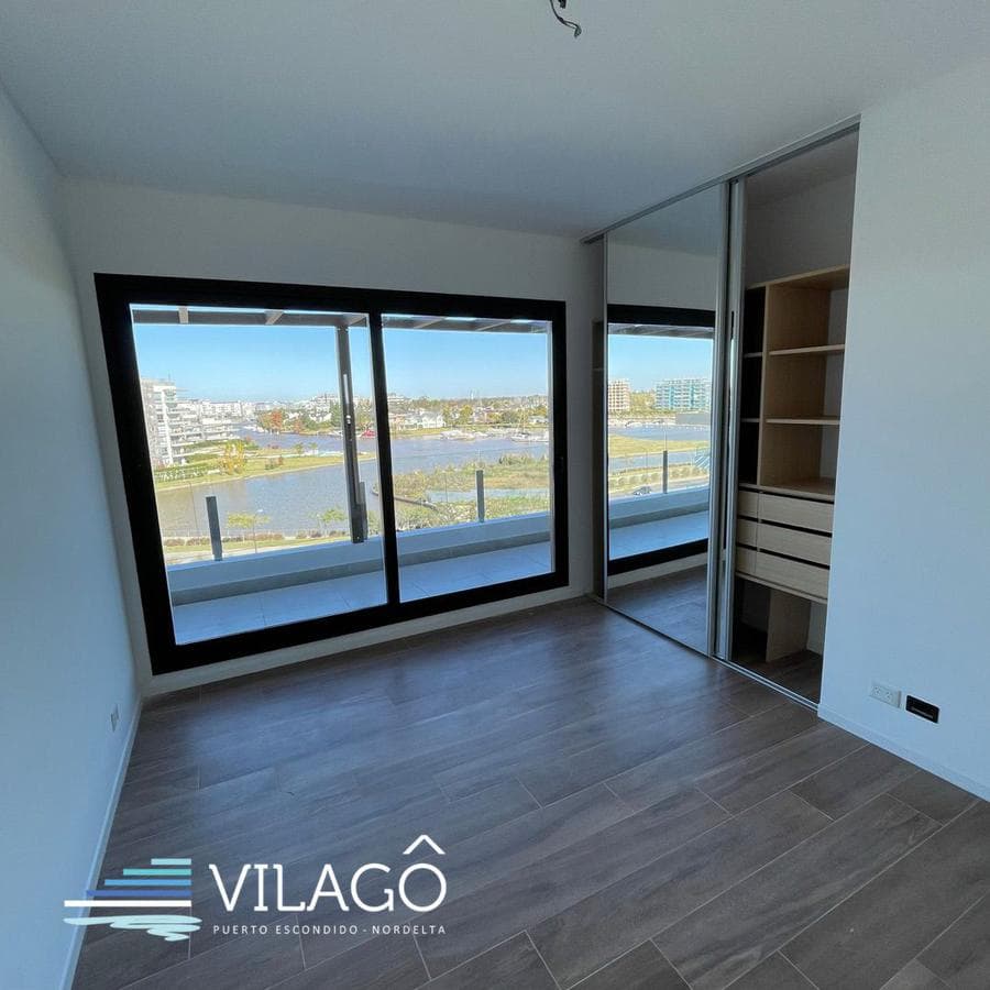 For Sale: Detached house with gardens, Vilago 3, with a rental unit – River View – Nordelta
