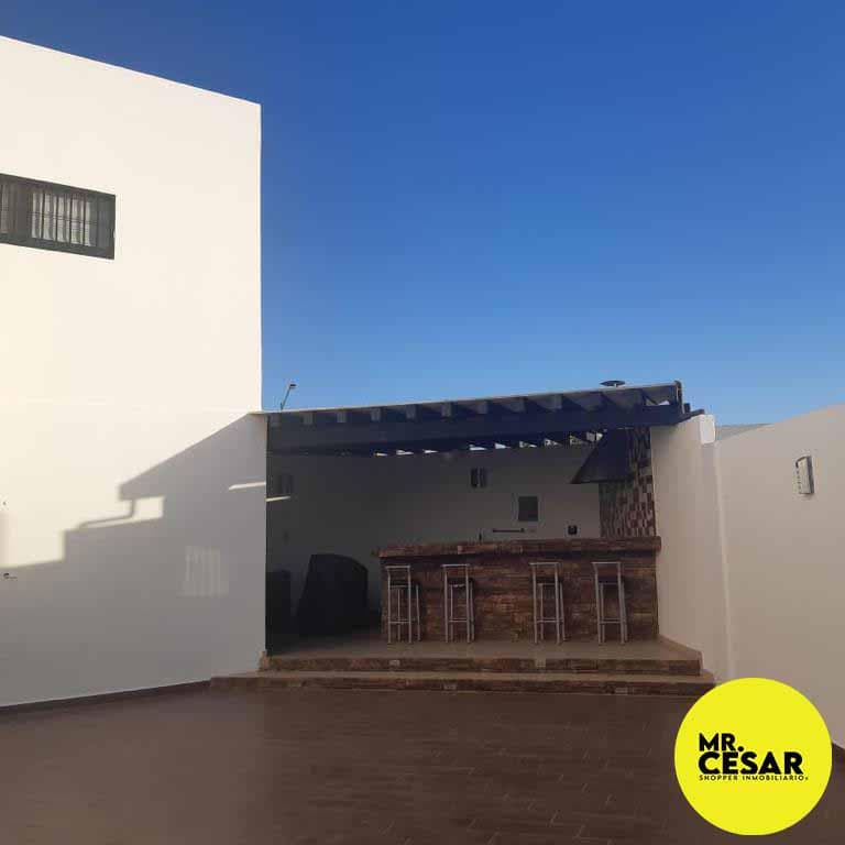 House - Valle de Arandas Subdivision
