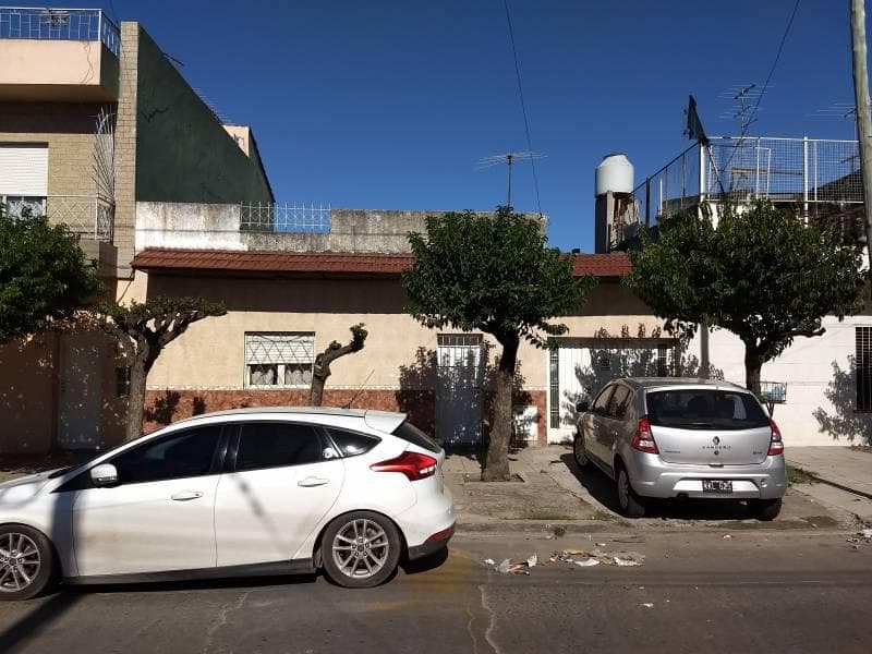 Excellent commercial property located 200 meters from Luro Avenue