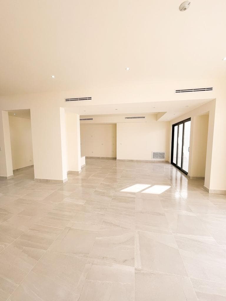 Brand-new house for sale in the Ventura Residencial neighborhood, Aurora sector.