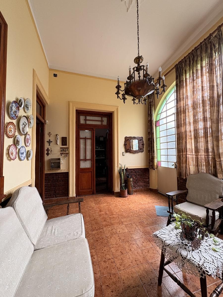 For Sale/Trade: Four-Bedroom House with Garden. Las Heras