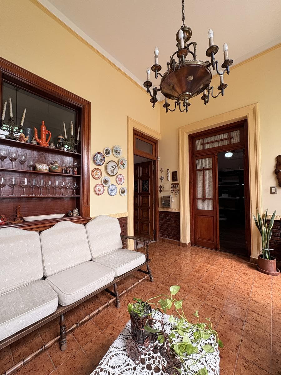 For Sale/Trade: Four-Bedroom House with Garden. Las Heras