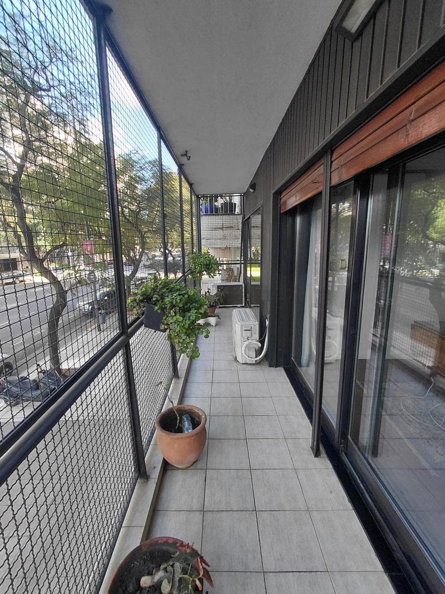 Figeroa Alcorta 3000: Spectacular Front-Facing Apartment, Fully Furnished