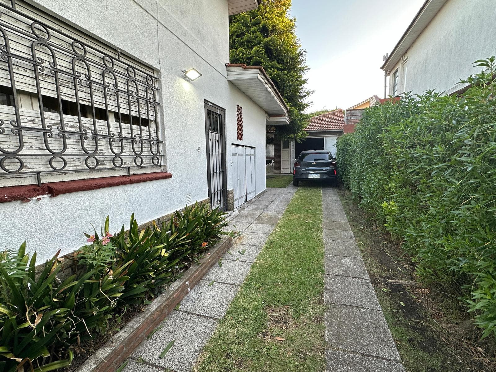 Venta casa en block con parrilla, cochera, terraza con vista al mar - Punta Mogotes Mar Del Plata
