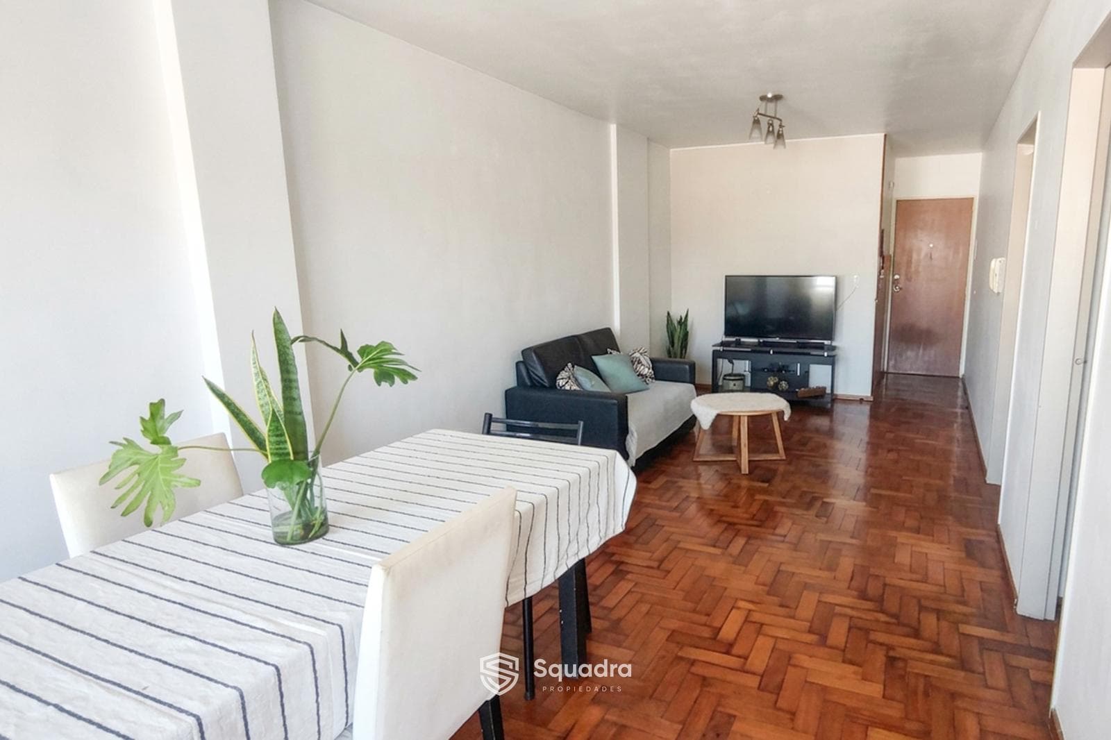 FOR SALE - 2-bedroom apartment with a balcony - Downtown, Rosario. QUALIFIES FOR A LOAN.