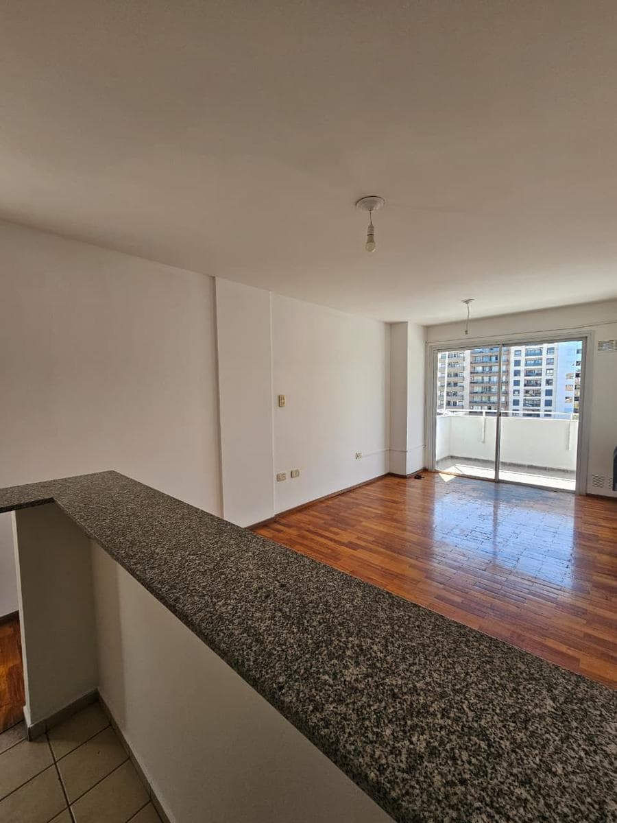 2-bedroom apartment for rent in the Güemes neighborhood with a balcony