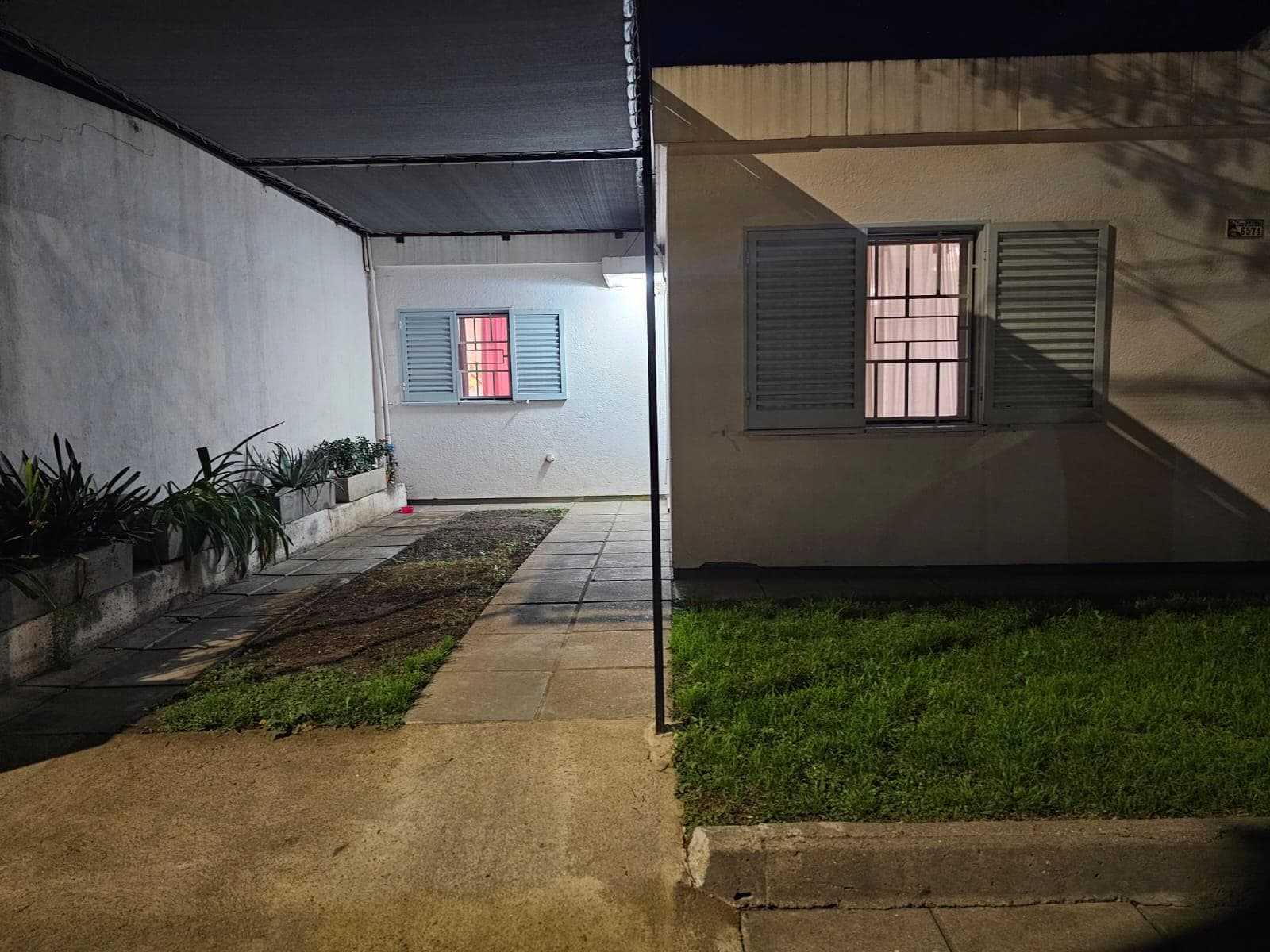 Venta casa tres dormitorios Barrio Inaudi