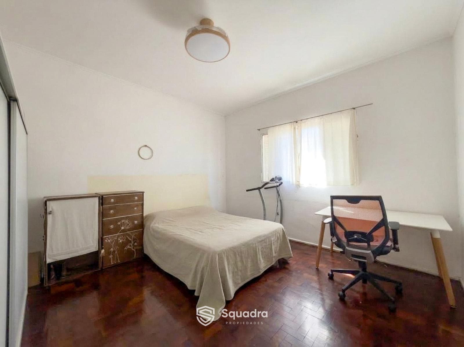 FOR SALE - Single-story 3-bedroom house with a green patio - Alberdi neighborhood, Rosario.