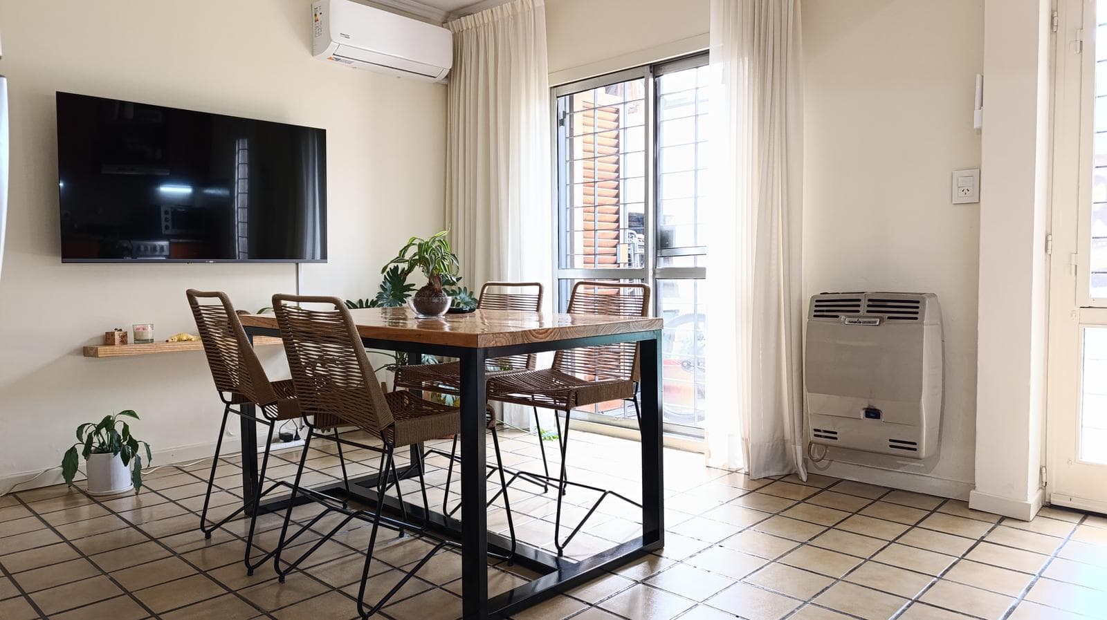 Duplex 4 Ambientes APTO CREDITO Con Cochera y Patio Venta-Quilmes