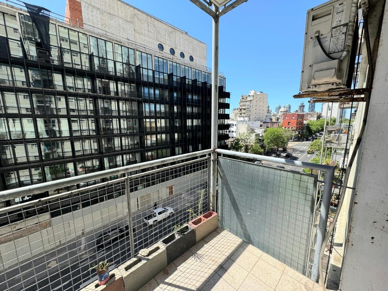 2-ROOM APARTMENT FOR RENT IN SAN TELMO WITH A FRONT BALCONY, OPEN VIEWS, AND PLENTY OF NATURAL LIGHT