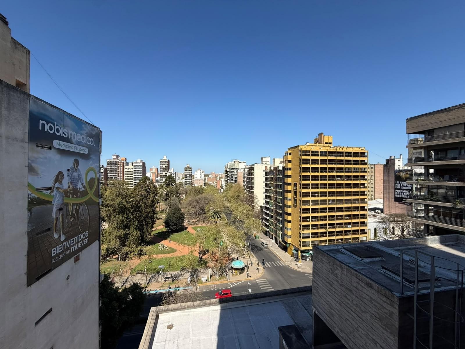 PERMUTA - Departamento de 3 dormitorios con cochera y amenities - Centro, Rosario.