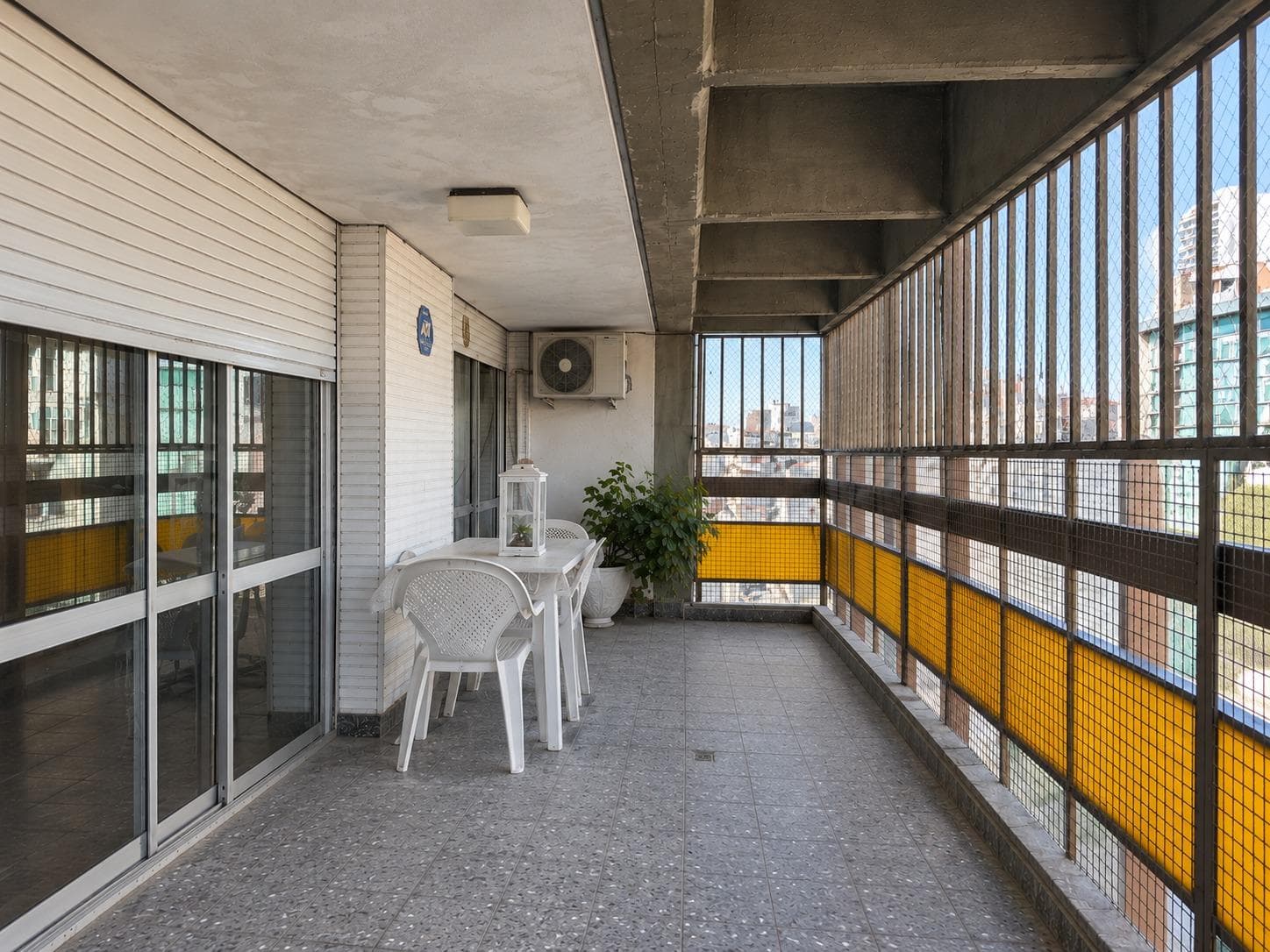 Apartment in Downtown