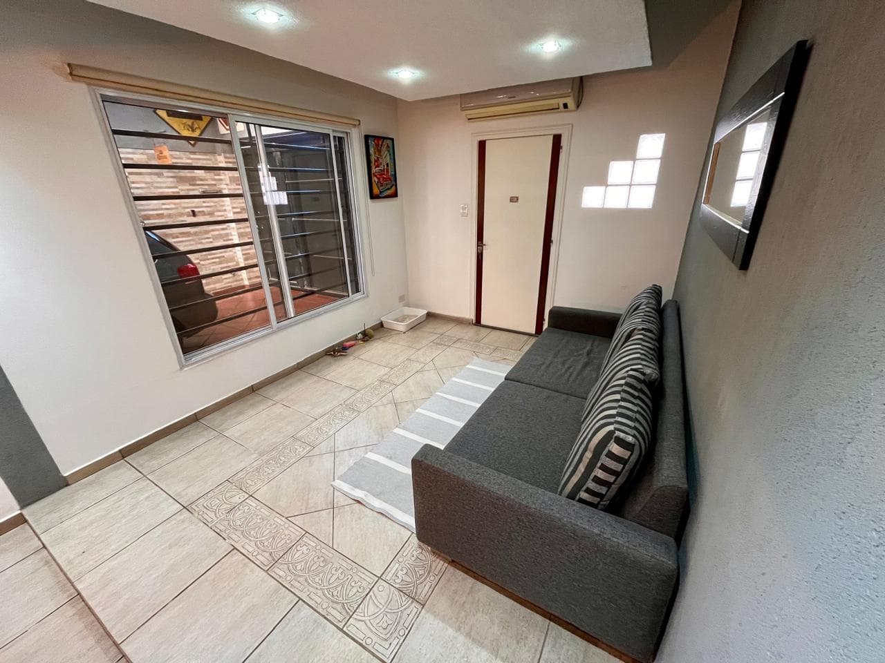 3-BEDROOM HOUSE FOR SALE WITH GARAGES IN BERAZATEGUI—ELIGIBLE FOR A LOAN
