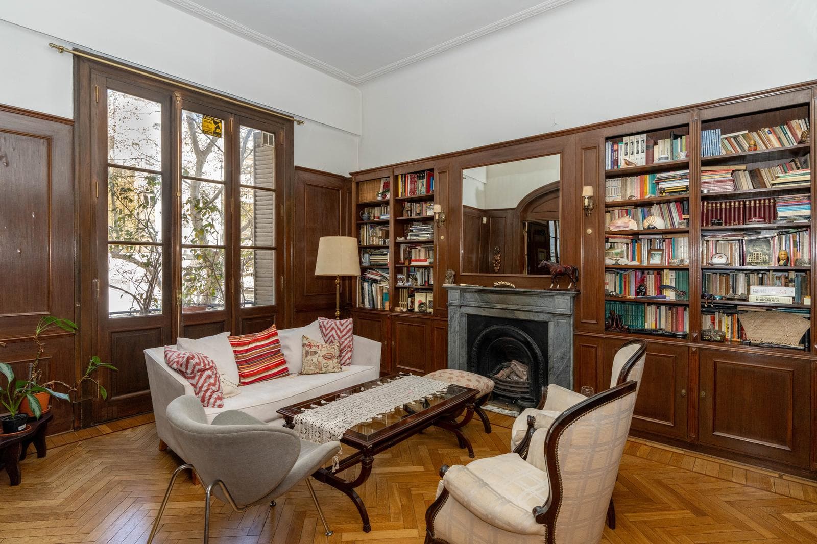Departamento en venta en Recoleta, 3 dormitorios, estilo francés, sobre Av. Las Heras