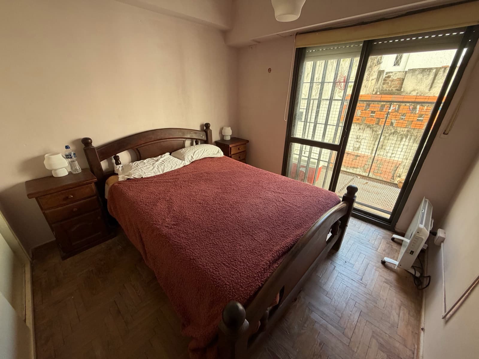 2-BEDROOM APARTMENT FOR SALE ON A STAIRCASE IN THE RÍO NEIGHBORHOOD