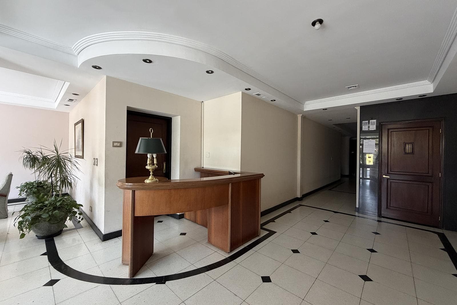 Departamento Venta 4 ambientes Con Dependencia Caballito Frente al Parque Rivadavia