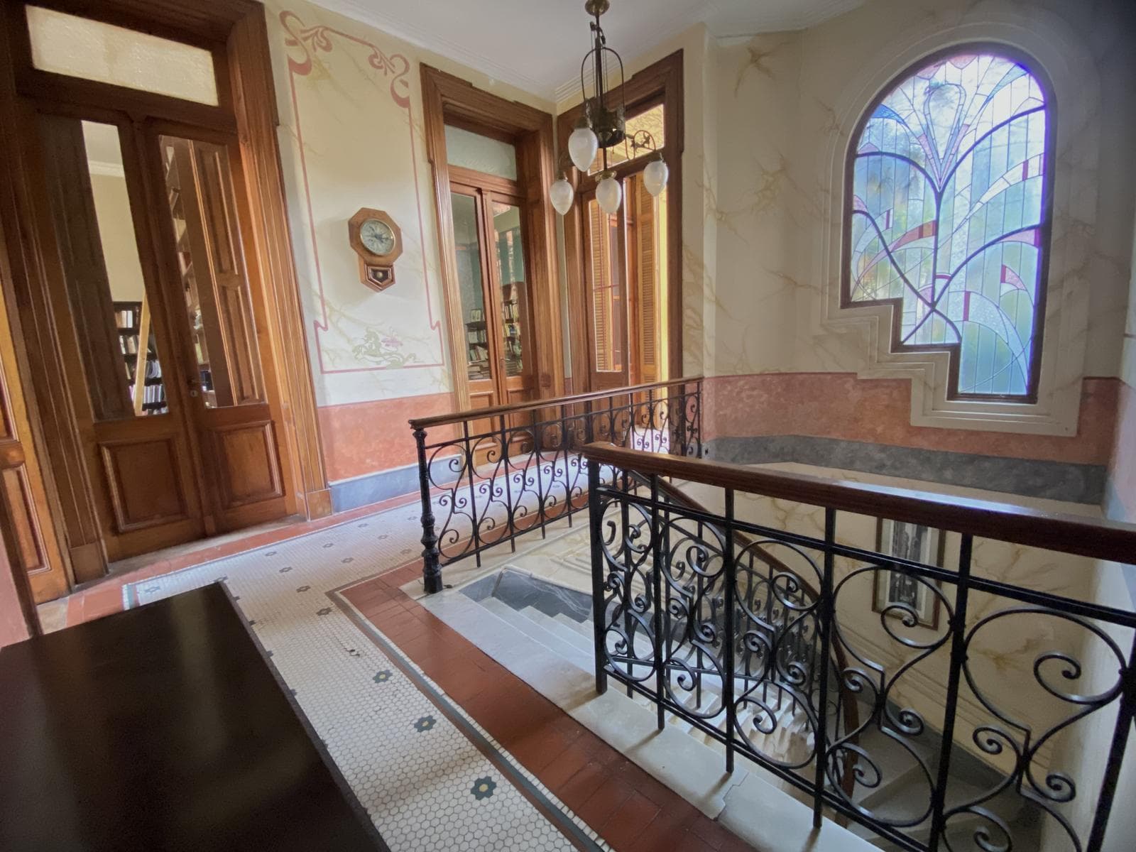 For Sale ~ Upper-floor apartment ~ Sargento Cabral and Av. Belgrano