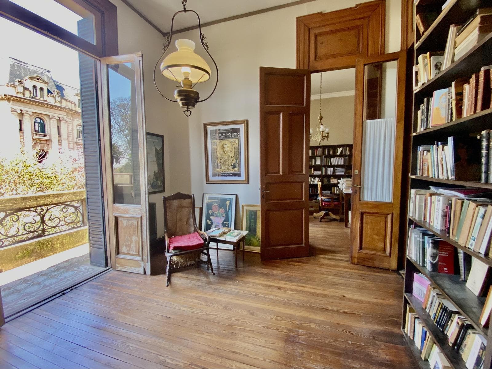 For Sale ~ Upper-floor apartment ~ Sargento Cabral and Av. Belgrano