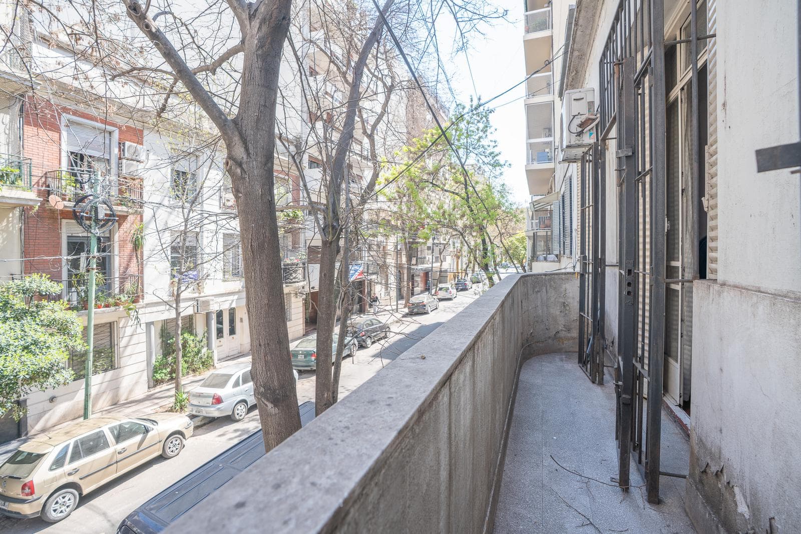 Apartment in Caballito - 4 rooms with a desk - terrace with a grill-