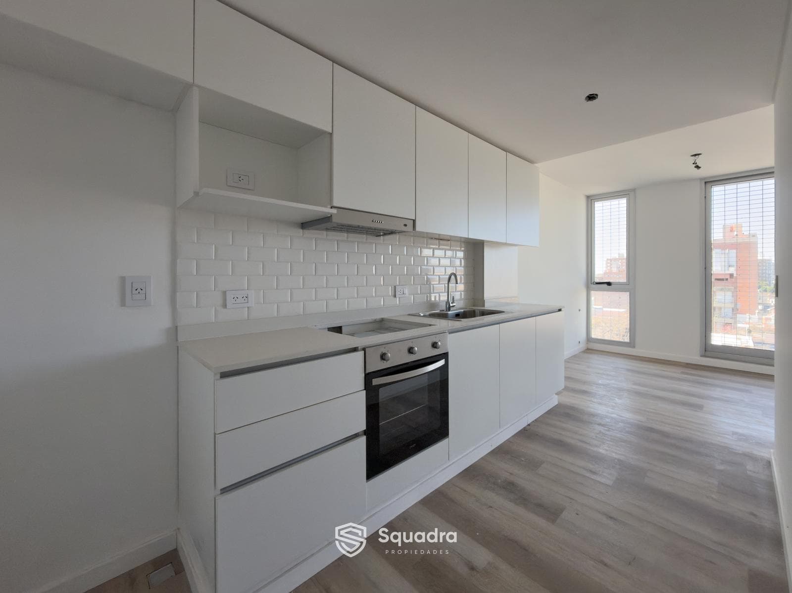 FOR SALE - 3-Bedroom Apartment with Private Terrace and Storage Room - Abasto Neighborhood, Rosario.