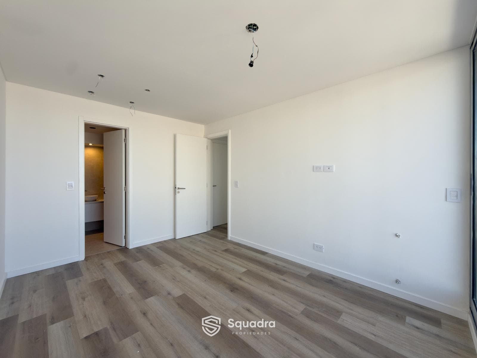 FOR SALE - 3-Bedroom Apartment with Private Terrace and Storage Room - Abasto Neighborhood, Rosario.