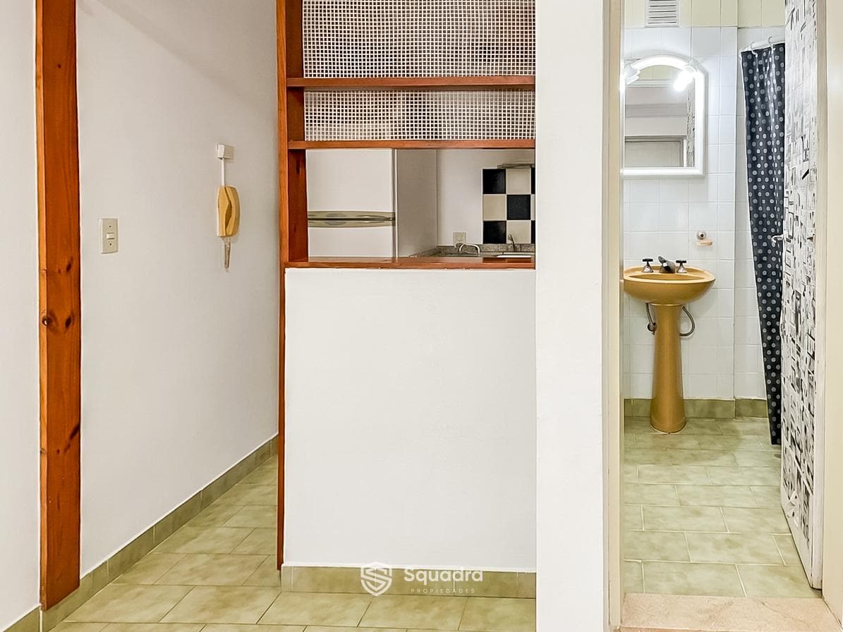 FOR SALE | TRADE - Studio apartment with a patio - Barrio Martin, Rosario.